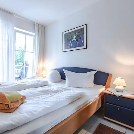 Seeschloss, App 14, Direkt An Der Strandpromenade, Toplage Binz